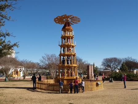 Fredericksburg Christmas Pyramid