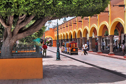 Tequisquiapan-Plaza-Miguel-Hidalgo
