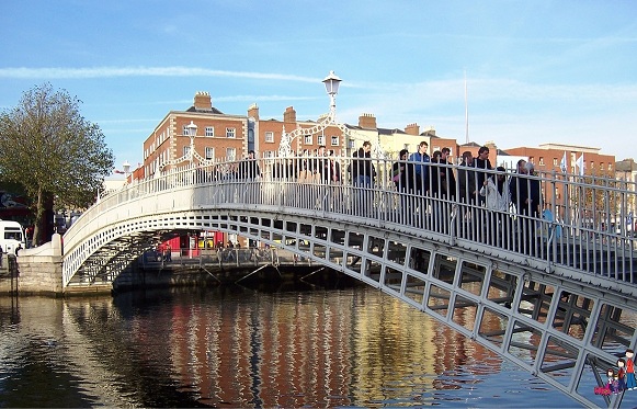 Ha'Penny Bridge, Dublin