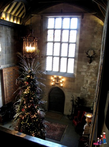 Salisbury House Entry at Christmas