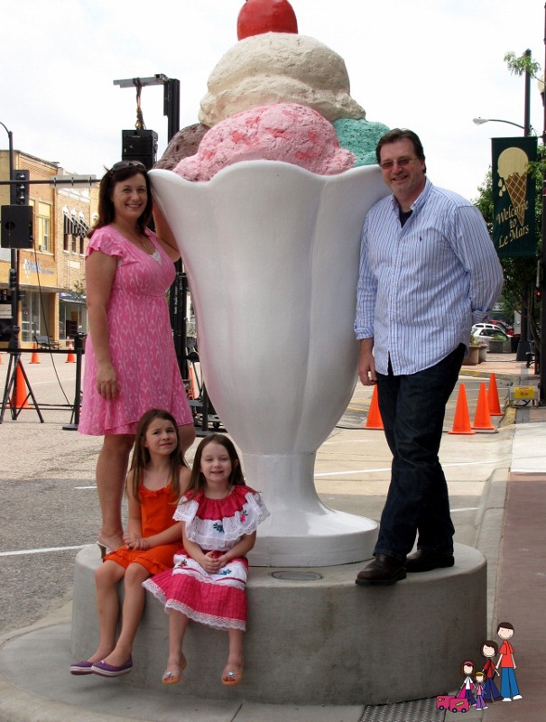 Outside the Blue Bunny Ice Cream Parlor