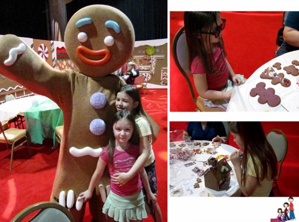 Gingerbread decorating with Gingy Gaylord Palms Orlando