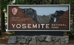 Yosemite Nat'l Park sign at Big Oak Flat entrance Yosemite Nat'l Park sign at Big Oak Flat entrance