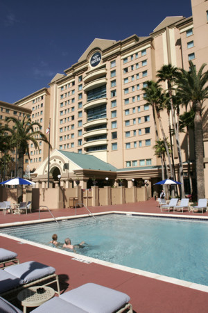 Florida-Hotel-Pool The Florida Hotel Pool