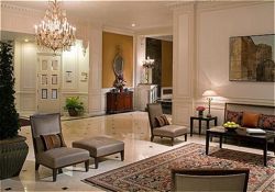 lobby-warwick