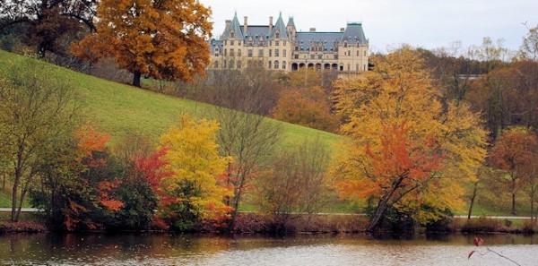 Biltmore-House-Fall-Foliage