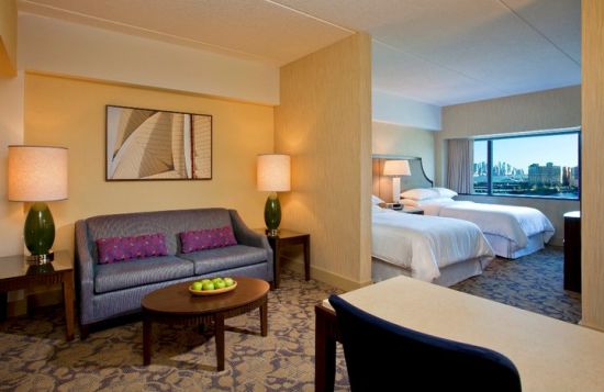 Room at Sheraton Lincoln Harbor Hotel