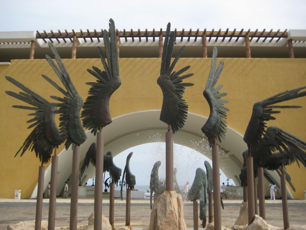 "Trilogy of Angels", Jorge Marin, sculpture, Marquis Los Cabos