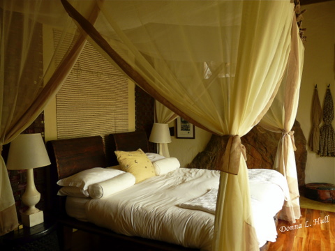 madikwe-private-game-lodge-bedroom