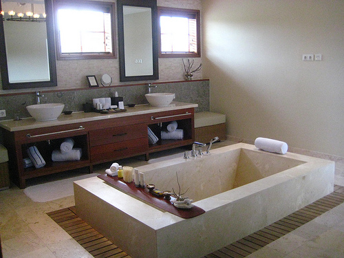 "Hyatt Curacao Spa Suite" "Sea Traditions"