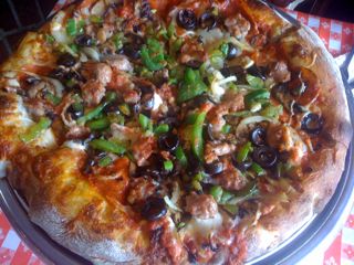Giannis Pizza Monterey CA