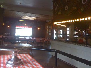 Giannis Pizza Monterey CA