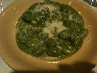 Delicious gnocchi with pesto sauce